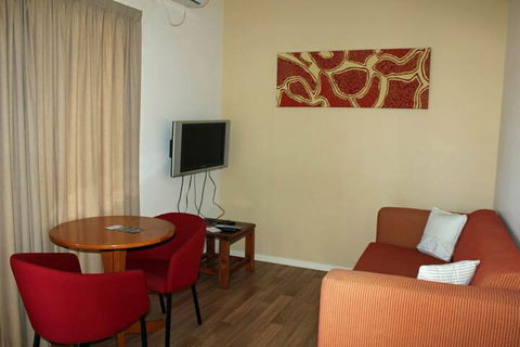 Australian Motor Homes Tourist Park - Accommodation Bookings 7