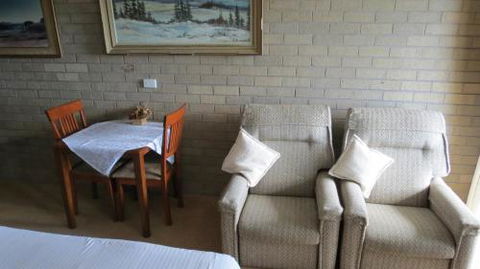 Beachview Motel Adults Only - Accommodation Bookings 3