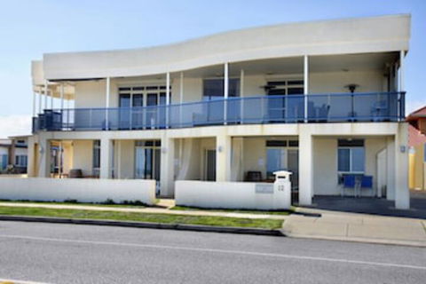 Seaview Sunset Holiday Apartments - Accommodation Bookings 0