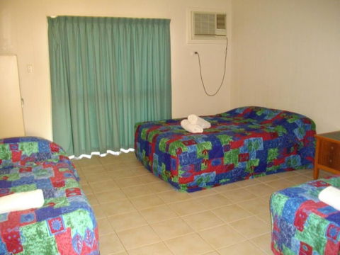 Kurrmine Beach Motel - Accommodation Bookings 5
