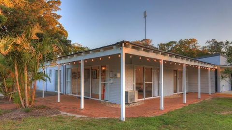 Bays Holiday Park - Accommodation Bookings 2