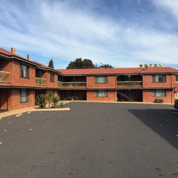 Poets Recall Motel - Accommodation Bookings 0