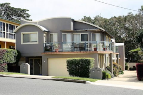 Seafaring At Fingal Bay - Accommodation Bookings 0