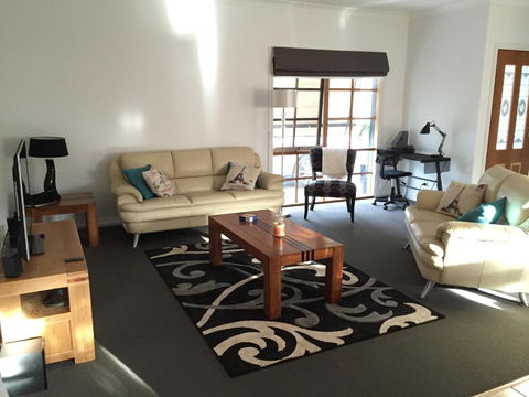 Serenity - Accommodation Bookings 1