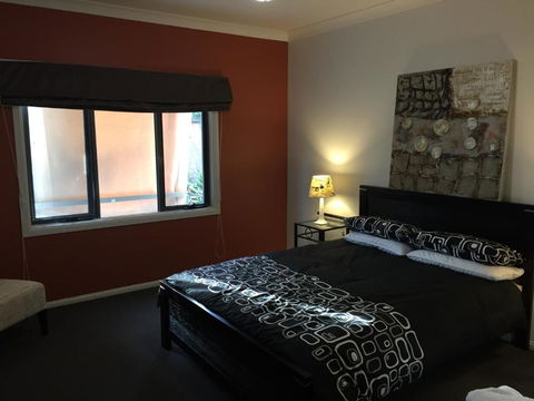 Serenity - Accommodation Bookings 5