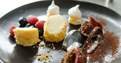 Q Dining - Accommodation Bookings 14