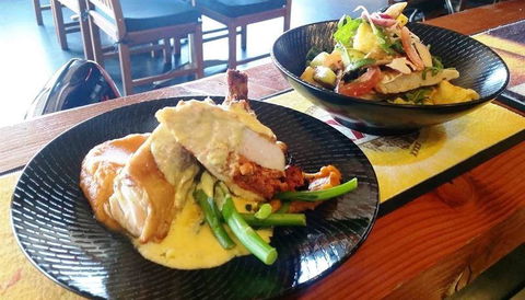Harley Ironhorse Bar & Grill - Accommodation Bookings 7