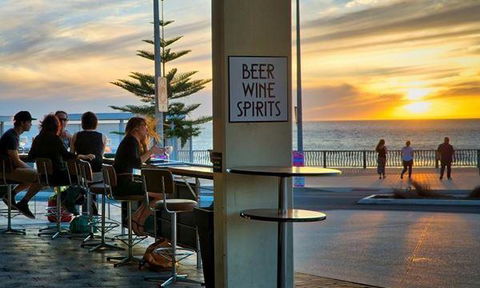NINE 50 Restaurant & Bar - Accommodation Bookings 1