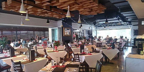 Pandora's Restaurant - Accommodation Bookings 9