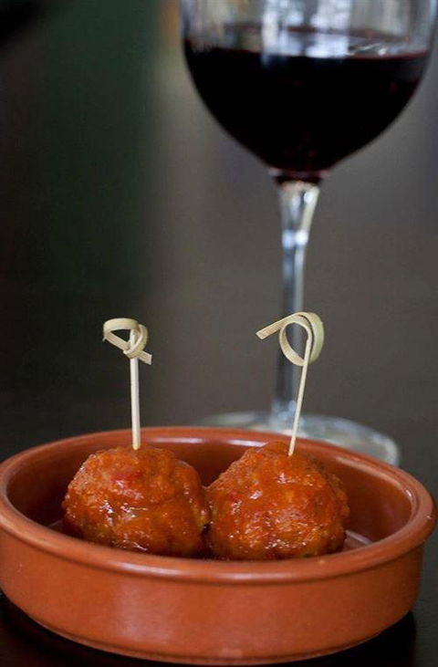 Tapas Tapas Bodega - Accommodation Bookings 38