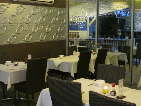 Xanadu On Collins - Accommodation Bookings 0