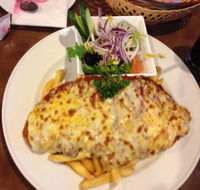 Lazy Moe's - Accommodation Bookings