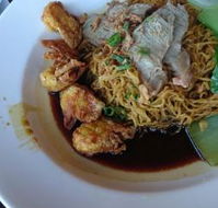 Madam Kwan's - Accommodation Bookings
