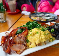Red Cup Cafe - Accommodation Bookings