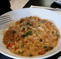 2 Stranieri - Accommodation Bookings