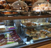 Eclair Cafe Patisserie  Boulangerie - Accommodation Bookings