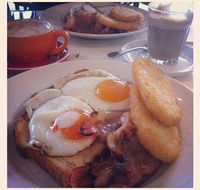 The Village Cafe - Accommodation Bookings