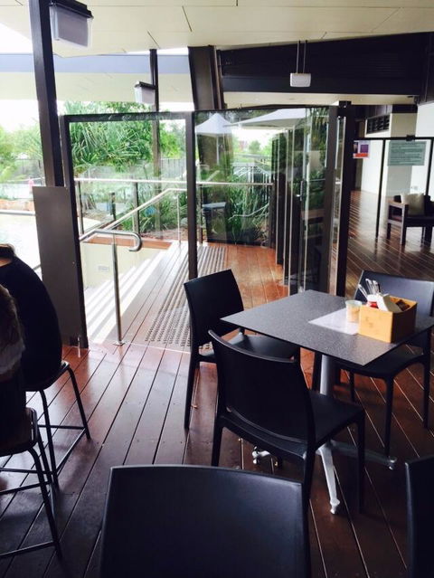 The Pool Cafe - Accommodation Bookings 4