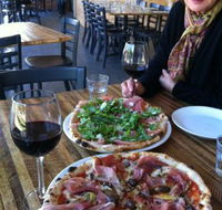 Bastoni Pizzeria - Accommodation Bookings