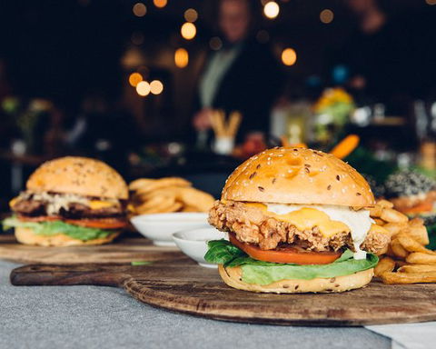 Middel's Tapas Bar And Restaurant - Accommodation Bookings 0