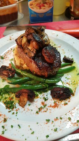 Buxton Hotel Bistro - Accommodation Bookings 0