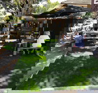 Cafe La Hoot