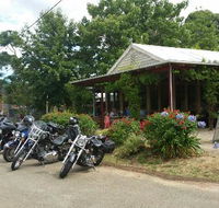 Deb's - Accommodation Bookings