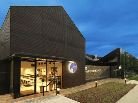 Radius Bar And Grill - Accommodation Bookings 0