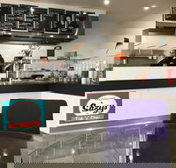 Sazys Fish  Chips - Accommodation Bookings