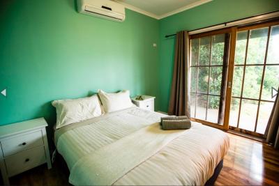 The 12 Apostles Inn / Princetown Tavern - Accommodation Bookings 10