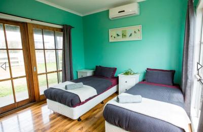 The 12 Apostles Inn / Princetown Tavern - Accommodation Bookings 11