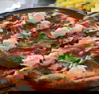 Farina Pizzeria - Accommodation Bookings