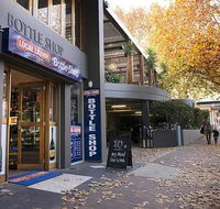 Commodore Hotel - Accommodation Bookings