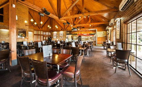 Macquarie Inn - Accommodation Bookings 0