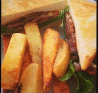 Evolution Cafe and Indian Restaurant - Accommodation Bookings