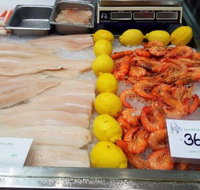 Molly's Seafood - Accommodation Bookings