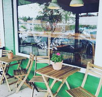 The Courtyard Coffee Shop - Accommodation Bookings