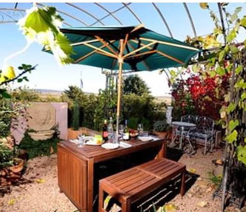 Tuscany In Dalgety - Accommodation Bookings 0