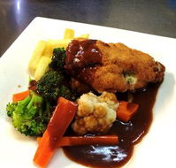 Globe Hotel Restaurant - Accommodation Bookings