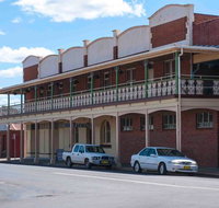 The Royal Hotel Restaurant - Accommodation Bookings