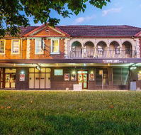 Swansea Hotel