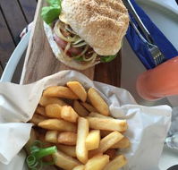 Lake Vue Cafe - Accommodation Bookings