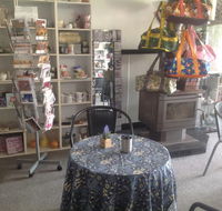 Loz's Coffee and Gifts - Accommodation Bookings