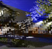 The Sir George - Accommodation Bookings