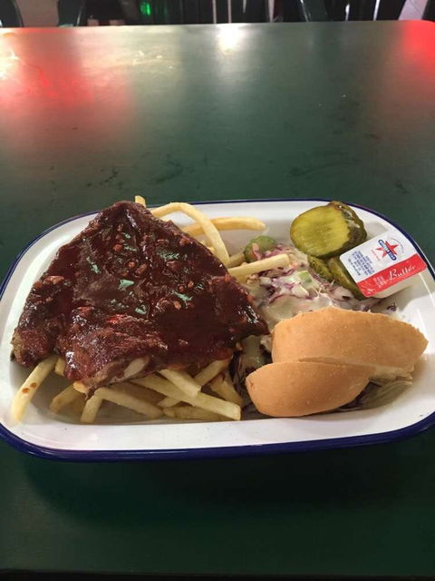 Cave Man BBQ - Accommodation Bookings 0