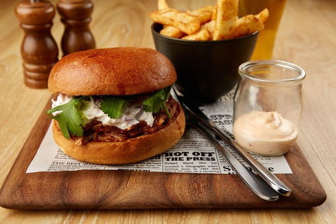 Eltham Hotel Bistro - Accommodation Bookings 0