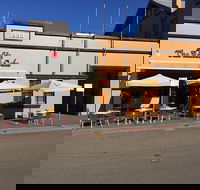 The Roses Cafe - Accommodation Bookings