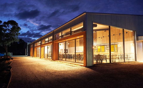 Fowles Wine - Accommodation Bookings 0