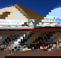 Mundaring Artisan Bakery Cafe - Accommodation Bookings