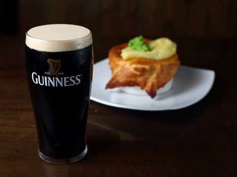 PJ Gallagher's - The Criterion Hotel - Accommodation Bookings 0